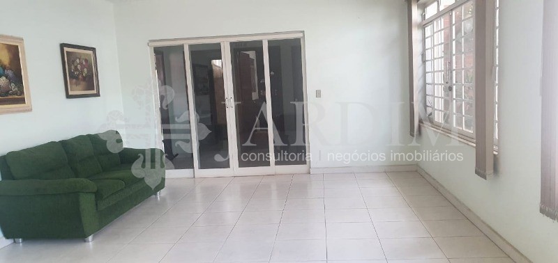 Casa à venda e aluguel com 4 quartos, 580m² - Foto 23