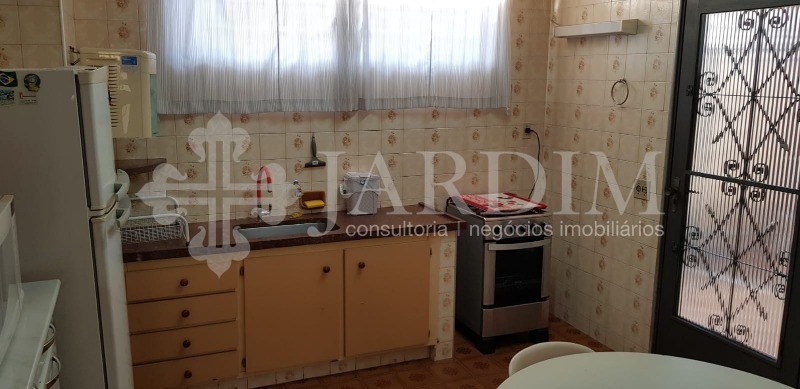 Casa à venda com 3 quartos, 390m² - Foto 28