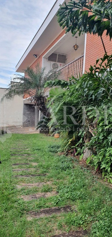 Casa à venda e aluguel com 4 quartos, 580m² - Foto 39