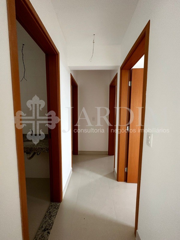 Apartamento à venda com 3 quartos, 86m² - Foto 11