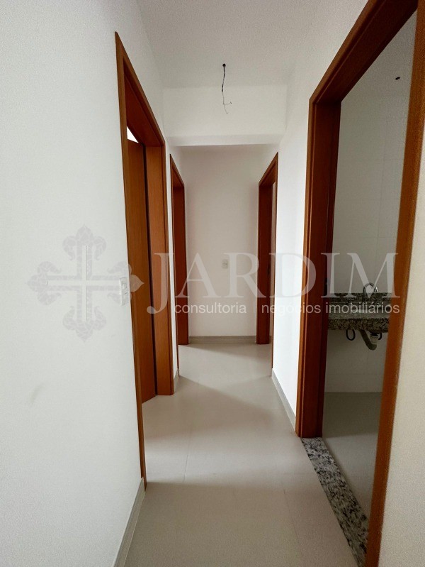 Apartamento à venda com 3 quartos, 86m² - Foto 13