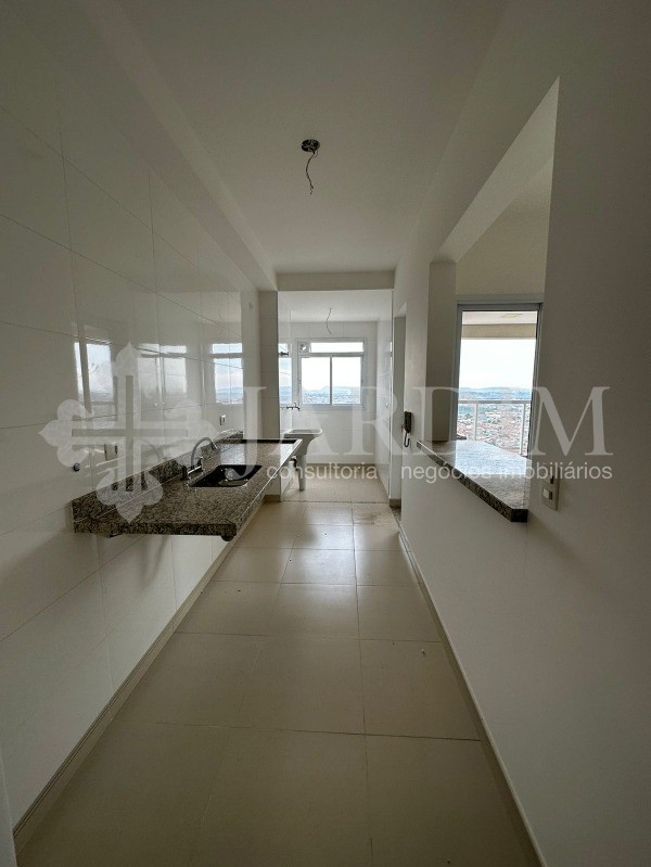 Apartamento à venda com 3 quartos, 86m² - Foto 8