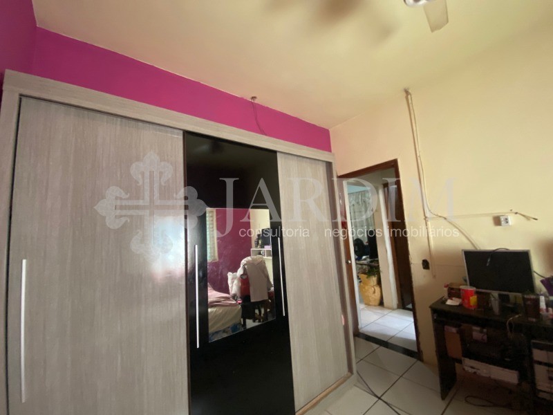 Casa à venda com 3 quartos, 260m² - Foto 12