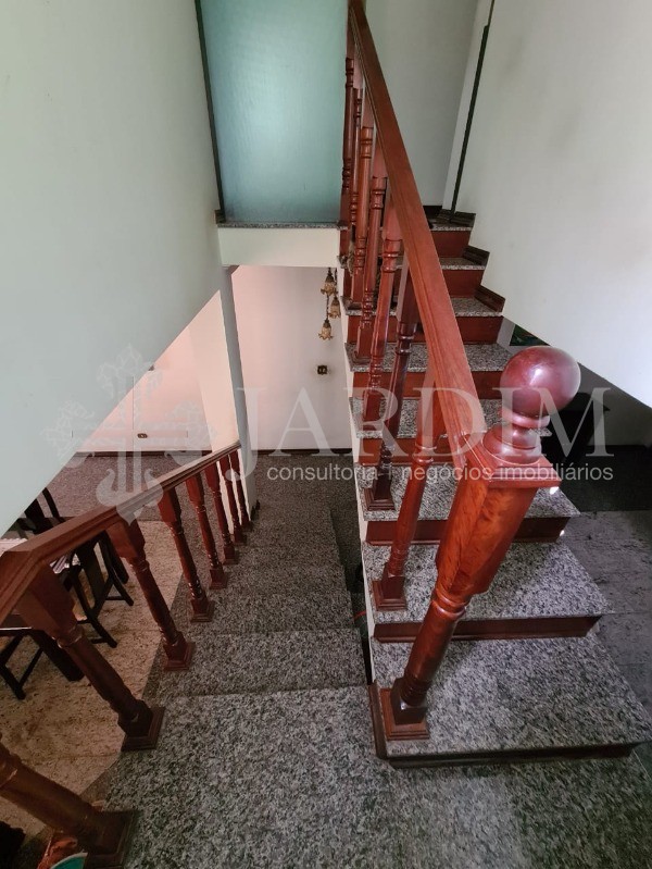 Sobrado à venda com 3 quartos, 150m² - Foto 3