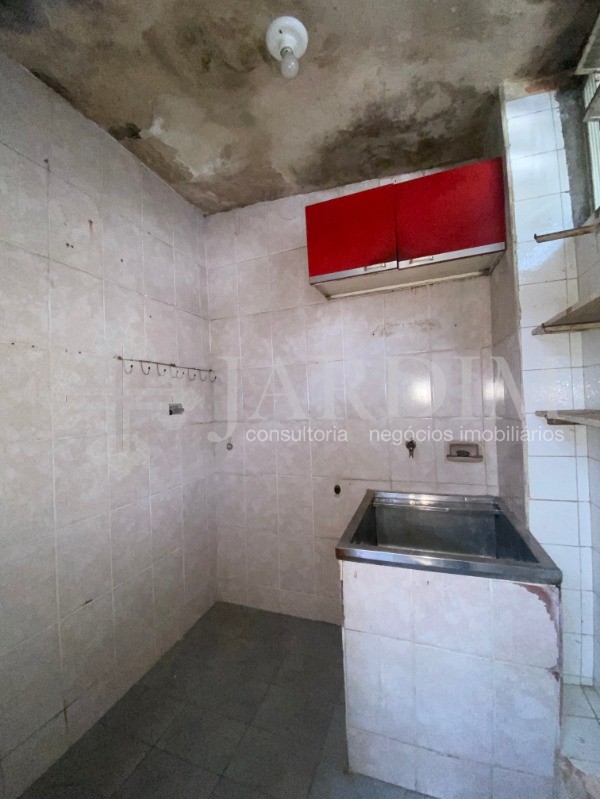 Casa à venda com 2 quartos, 250m² - Foto 25