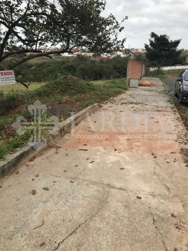 Terreno à venda, 240m² - Foto 1