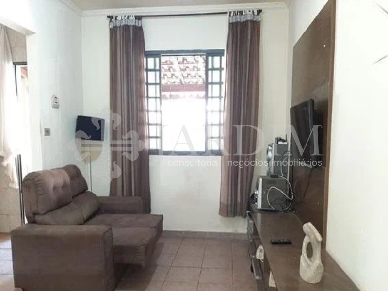 Chácara à venda com 3 quartos, 1130m² - Foto 9