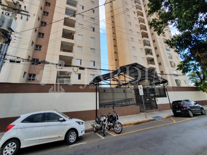 Apartamento à venda com 3 quartos, 85m² - Foto 2