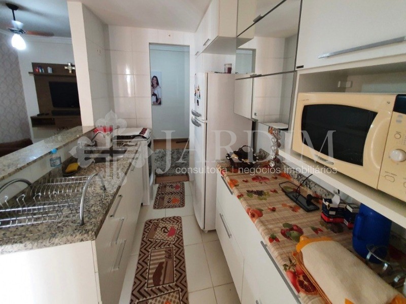 Apartamento à venda com 3 quartos, 85m² - Foto 14