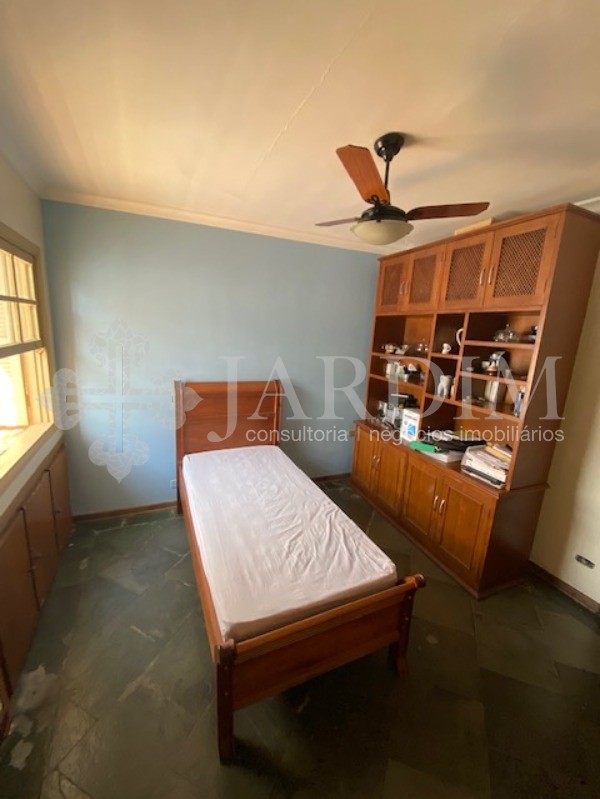 Casa à venda com 3 quartos, 250m² - Foto 25