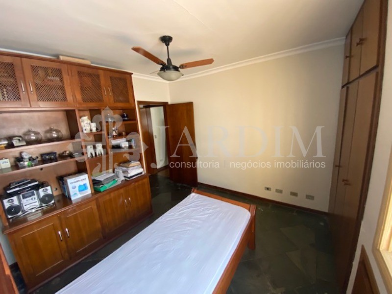 Casa à venda com 3 quartos, 250m² - Foto 26