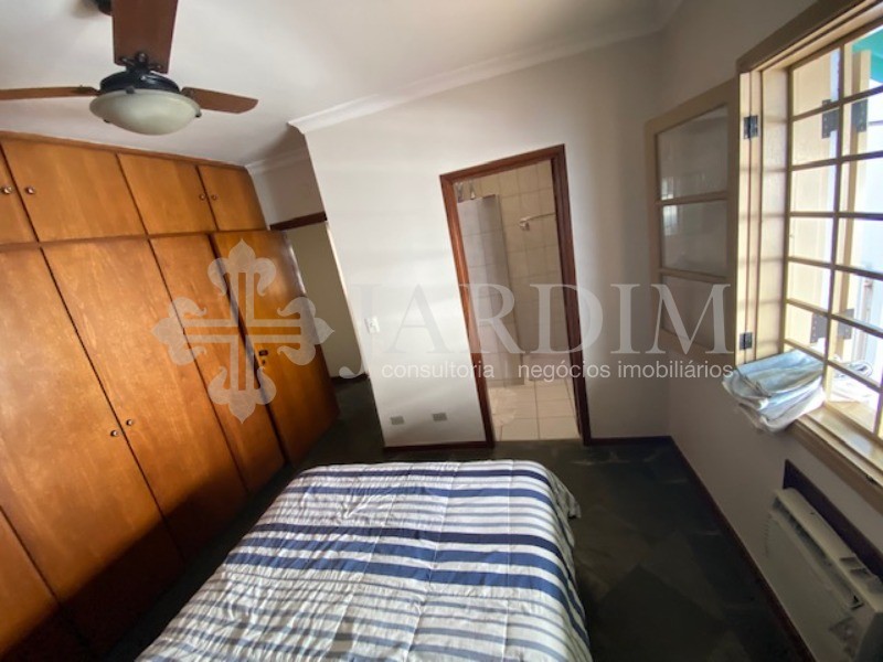 Casa à venda com 3 quartos, 250m² - Foto 39