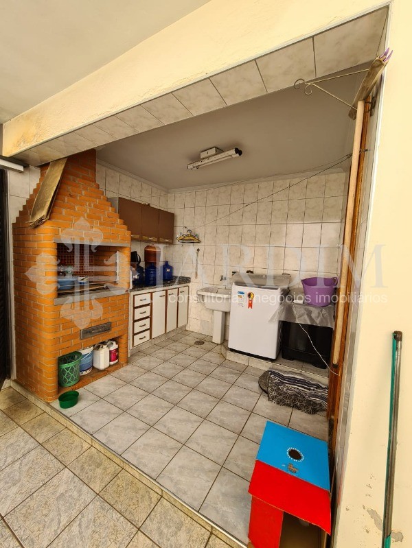 Sobrado à venda com 3 quartos, 150m² - Foto 14