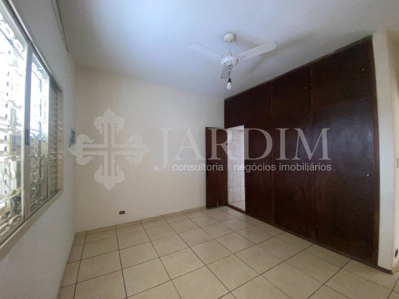 Casa à venda com 2 quartos, 250m² - Foto 5