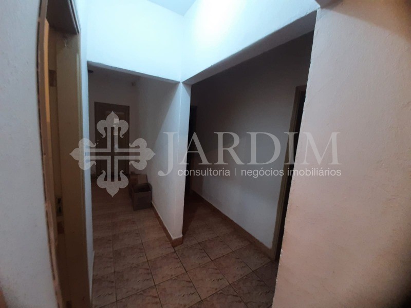 Casa à venda com 3 quartos, 324m² - Foto 17