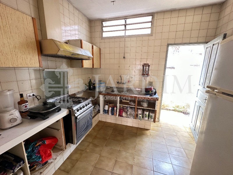 Prédio Inteiro à venda com 3 quartos, 266m² - Foto 11