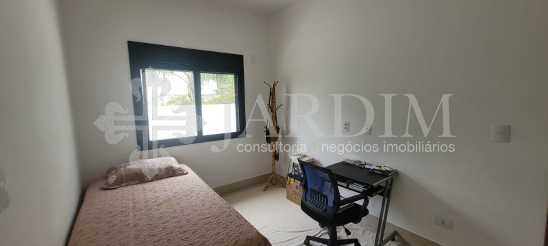 Casa de Condomínio à venda com 3 quartos, 240m² - Foto 21