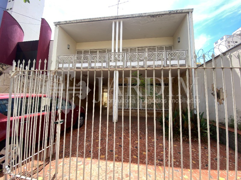 Sobrado à venda com 4 quartos, 442m² - Foto 4