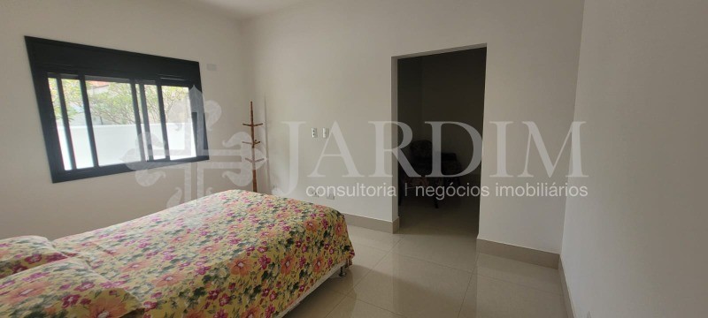 Casa de Condomínio à venda com 3 quartos, 240m² - Foto 28