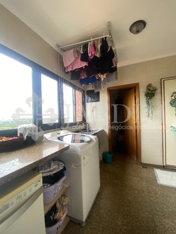 Apartamento à venda com 4 quartos, 211m² - Foto 36