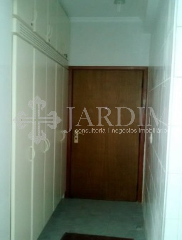 Apartamento à venda com 3 quartos, 222m² - Foto 19