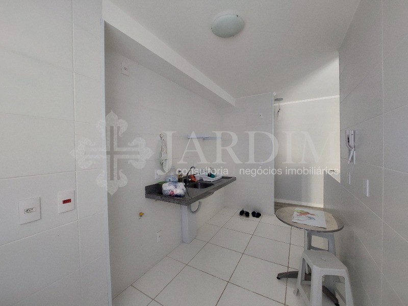 Apartamento à venda com 2 quartos, 72m² - Foto 11