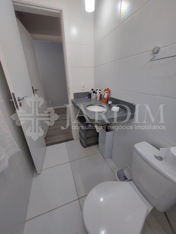 Apartamento à venda com 2 quartos, 72m² - Foto 20