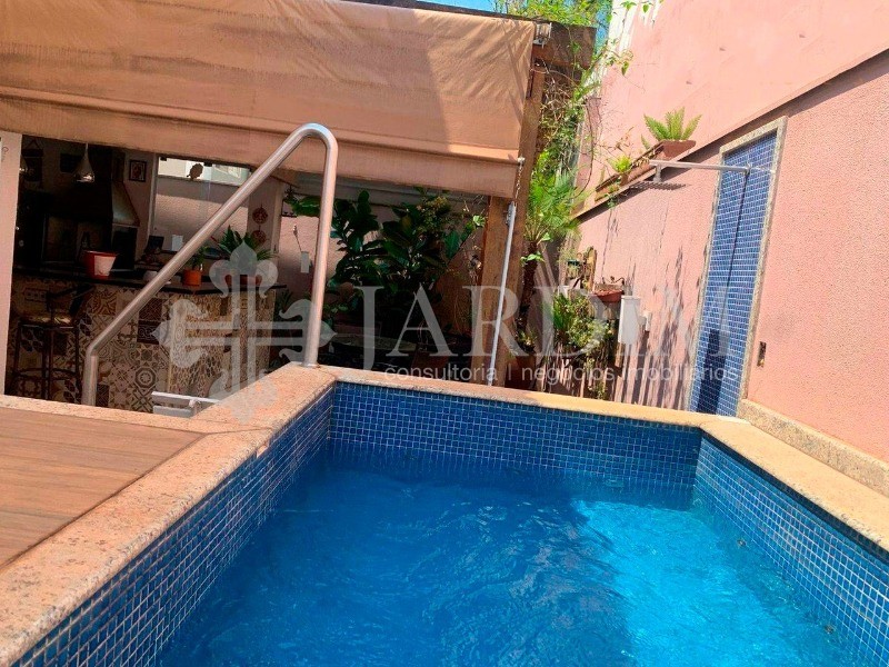 Casa de Condomínio à venda com 3 quartos, 300m² - Foto 18