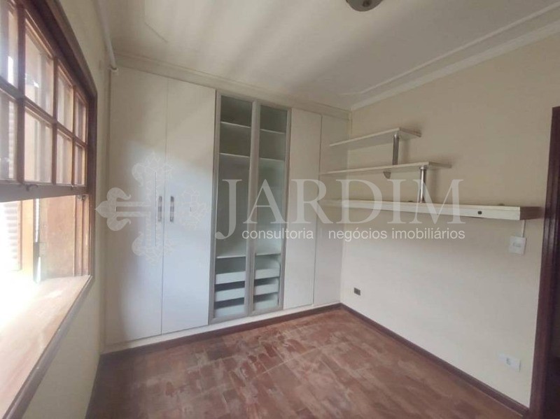 Casa de Condomínio à venda com 3 quartos, 300m² - Foto 9