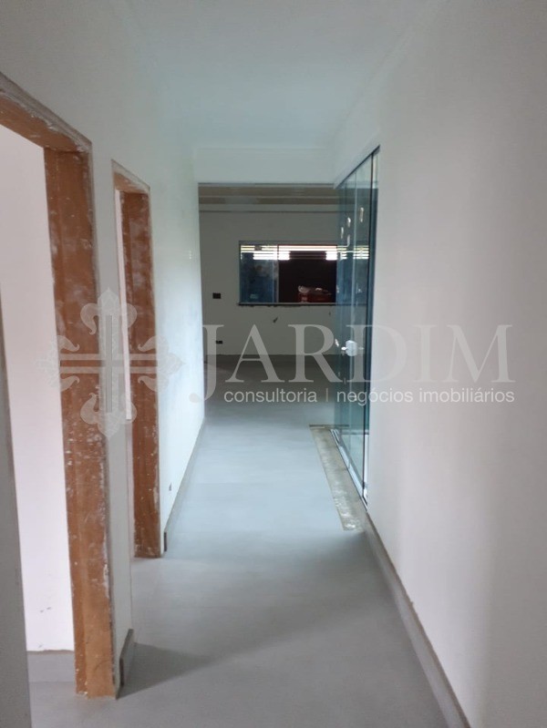 Casa à venda com 3 quartos, 175m² - Foto 3