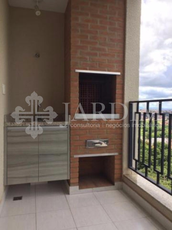 Apartamento à venda com 2 quartos, 70m² - Foto 4