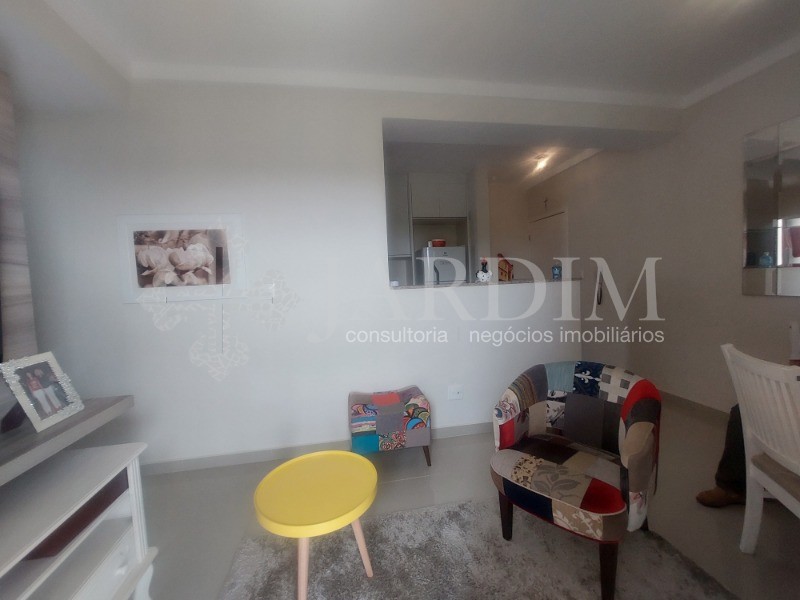 Apartamento à venda com 2 quartos, 70m² - Foto 10