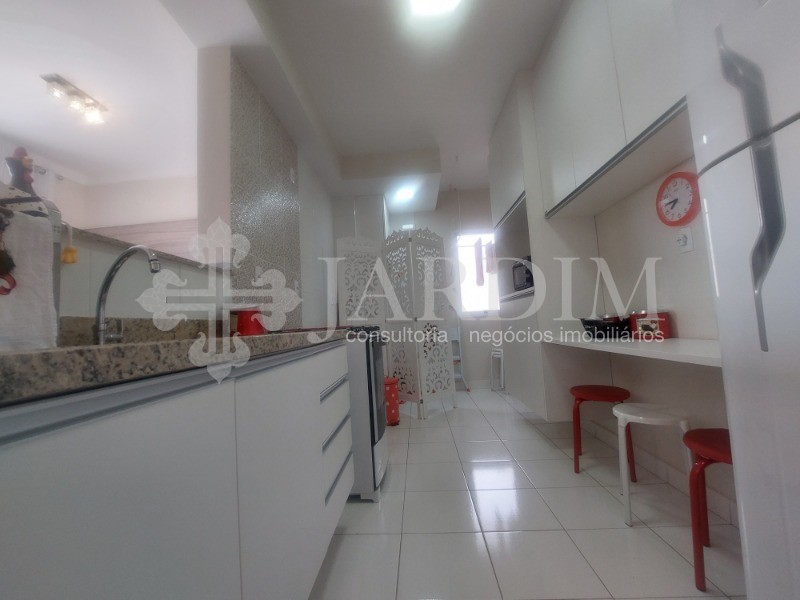 Apartamento à venda com 2 quartos, 70m² - Foto 12