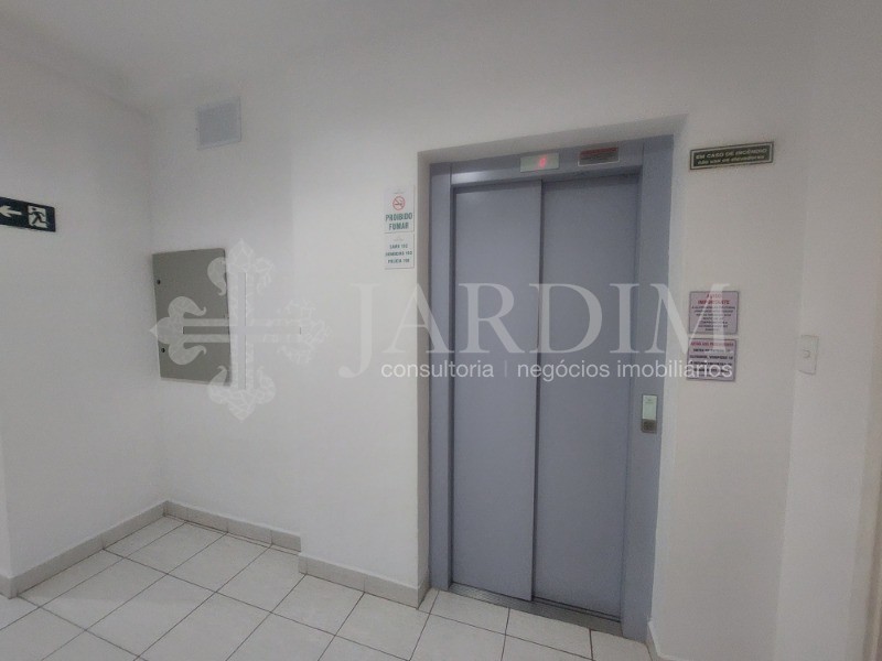 Apartamento à venda com 2 quartos, 70m² - Foto 27