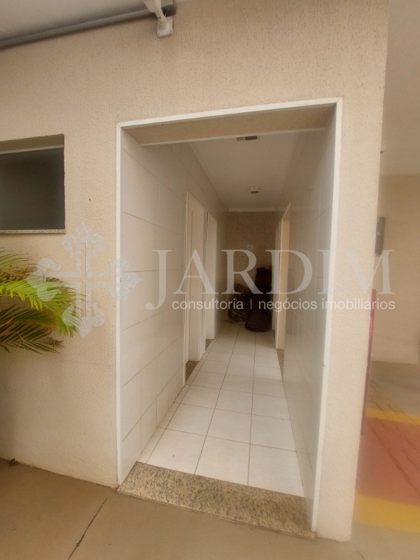 Apartamento à venda com 2 quartos, 70m² - Foto 32