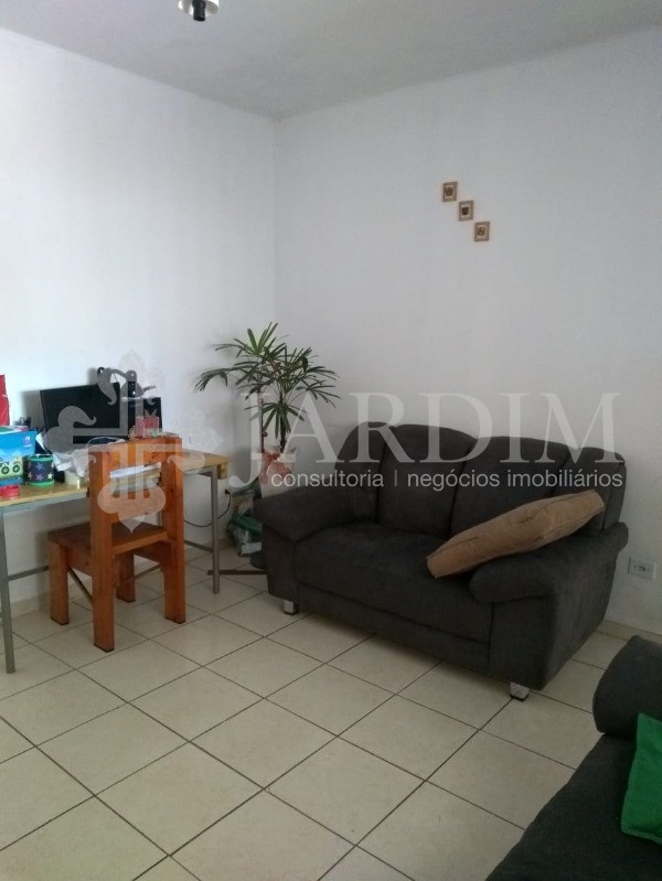 Casa à venda com 3 quartos, 175m² - Foto 4