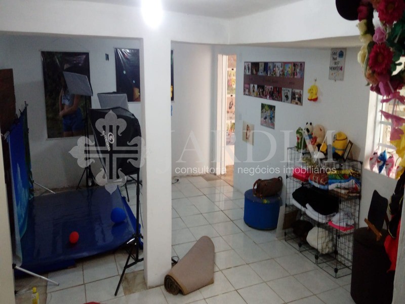 Casa à venda com 3 quartos, 175m² - Foto 14