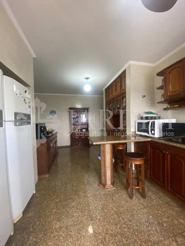 Apartamento à venda com 4 quartos, 211m² - Foto 39