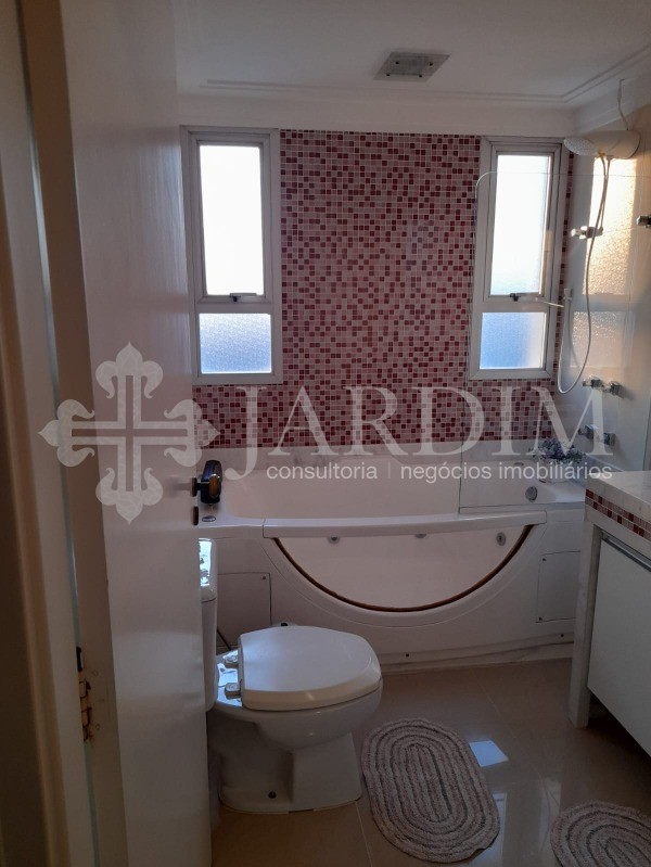 Apartamento à venda com 3 quartos, 151m² - Foto 17