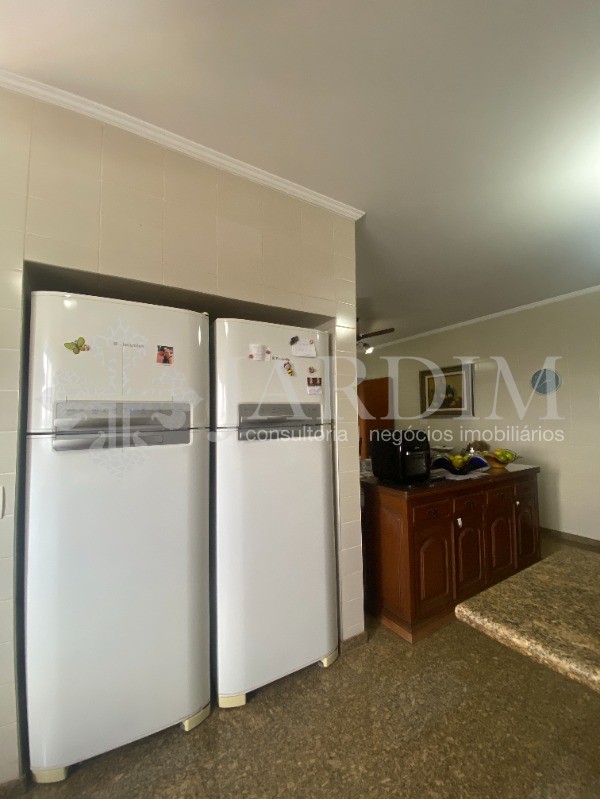 Apartamento à venda com 4 quartos, 211m² - Foto 35