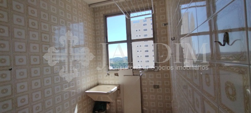 Apartamento à venda e aluguel com 3 quartos, 183m² - Foto 5