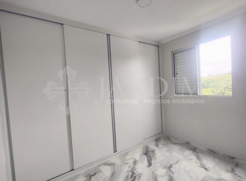 Apartamento à venda com 2 quartos, 48m² - Foto 4