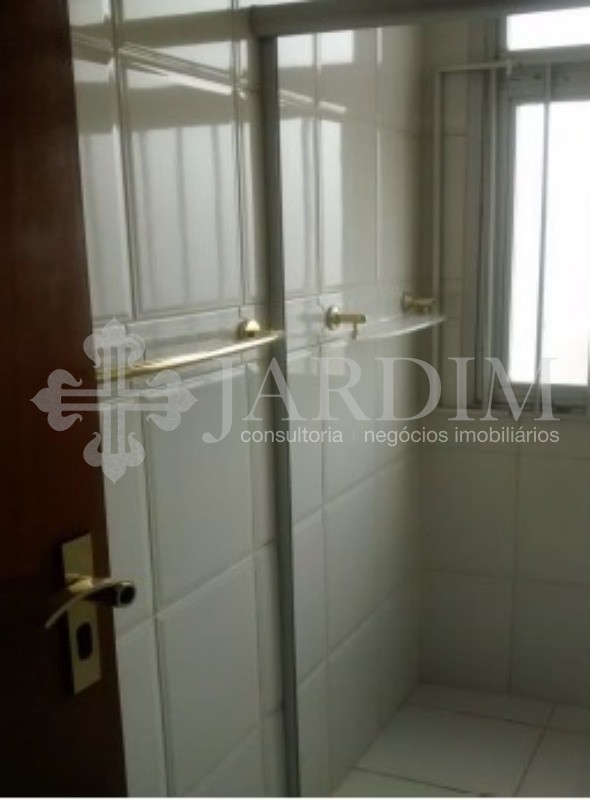 Apartamento à venda com 3 quartos, 222m² - Foto 11