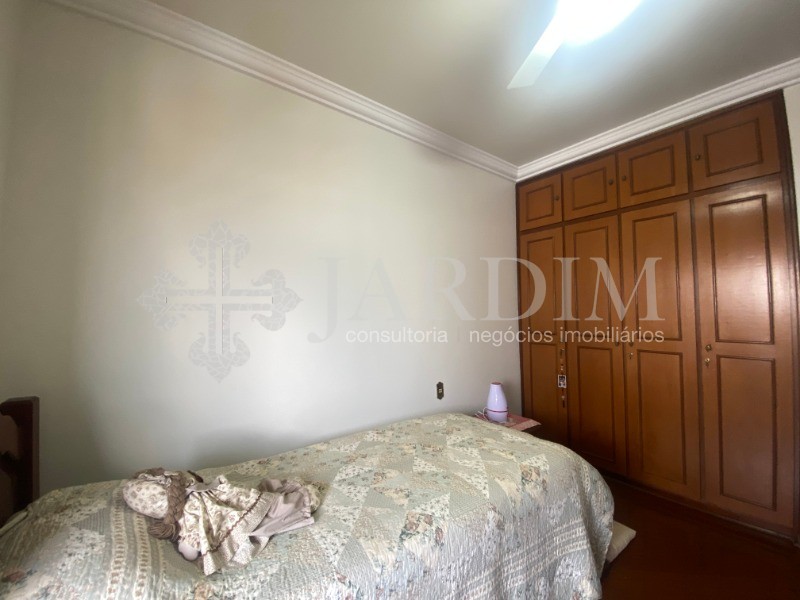 Apartamento à venda com 4 quartos, 211m² - Foto 14