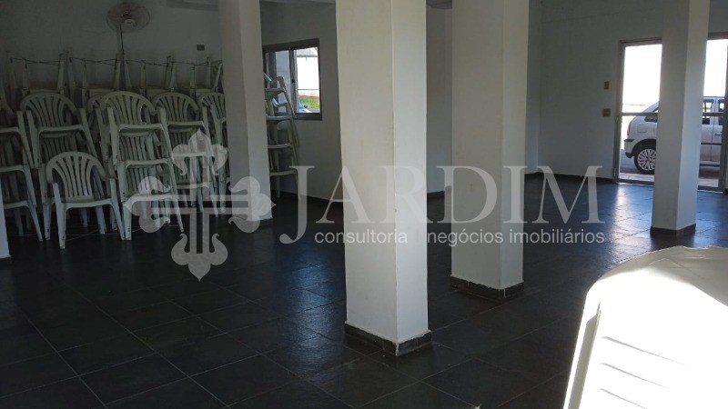 Apartamento à venda com 3 quartos, 75m² - Foto 3