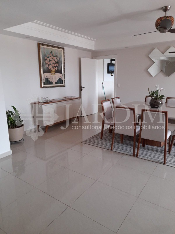 Apartamento à venda com 3 quartos, 151m² - Foto 10