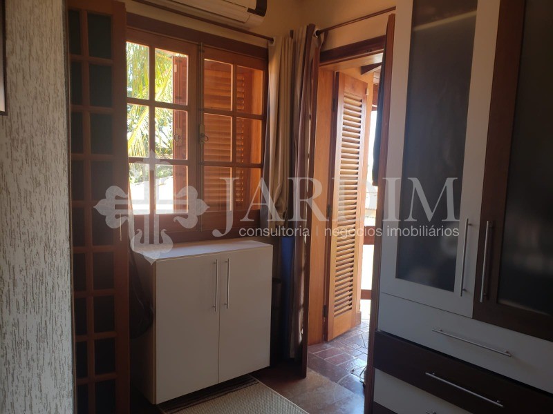 Casa de Condomínio à venda com 3 quartos, 400m² - Foto 16