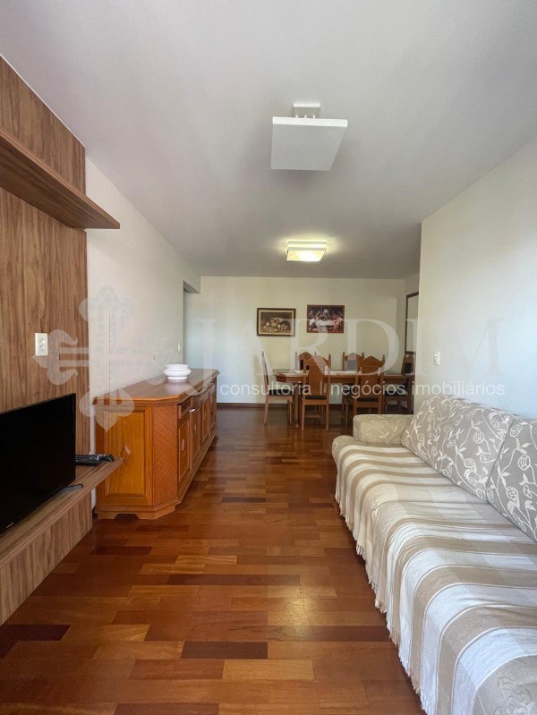 Apartamento à venda com 2 quartos, 85m² - Foto 5