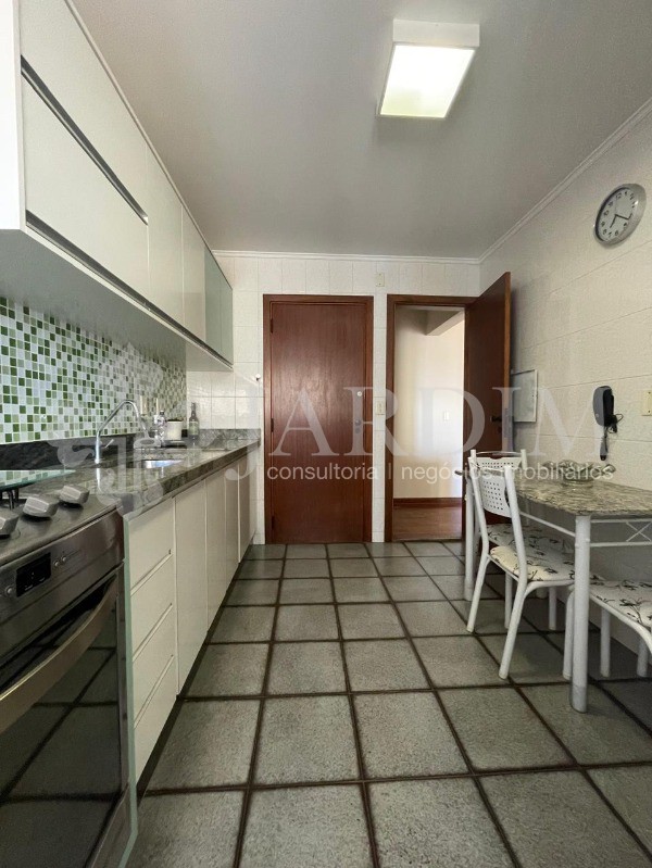 Apartamento à venda com 2 quartos, 85m² - Foto 13