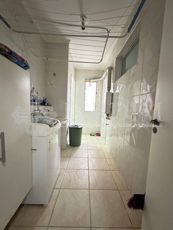 Apartamento à venda com 3 quartos, 97m² - Foto 15